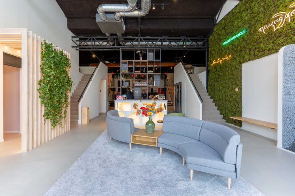 Toon De Somer - Showroom 1 Toon De Somer Showroom 1