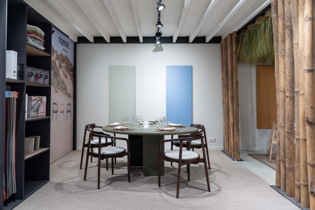 Toon De Somer - Showroom 15 Toon De Somer Showroom 15