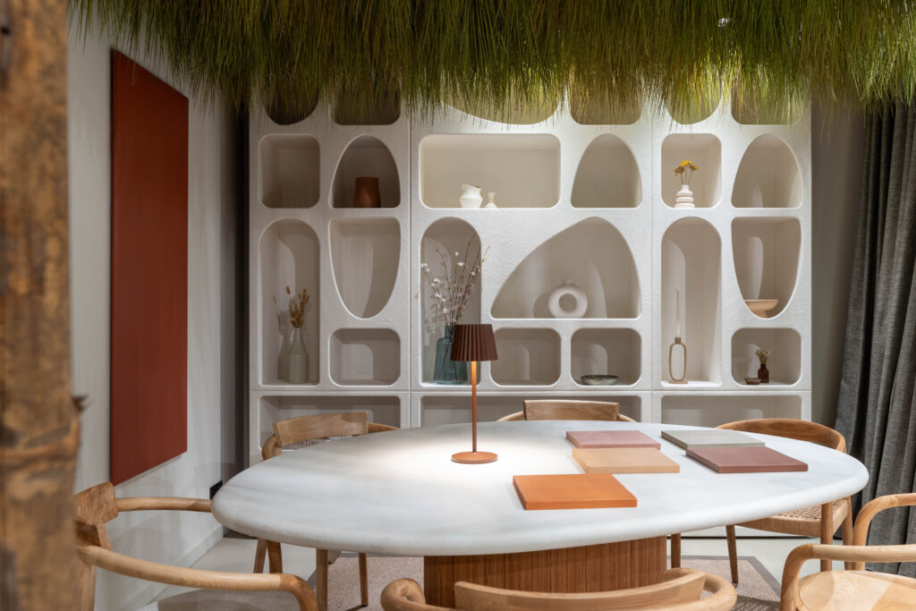 Toon De Somer - Showroom 16 Toon De Somer Showroom 16