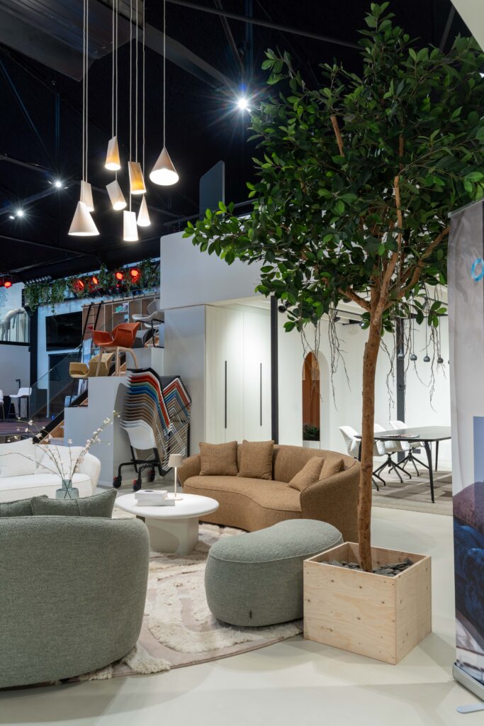 Toon De Somer - Showroom 17 Toon De Somer Showroom 17