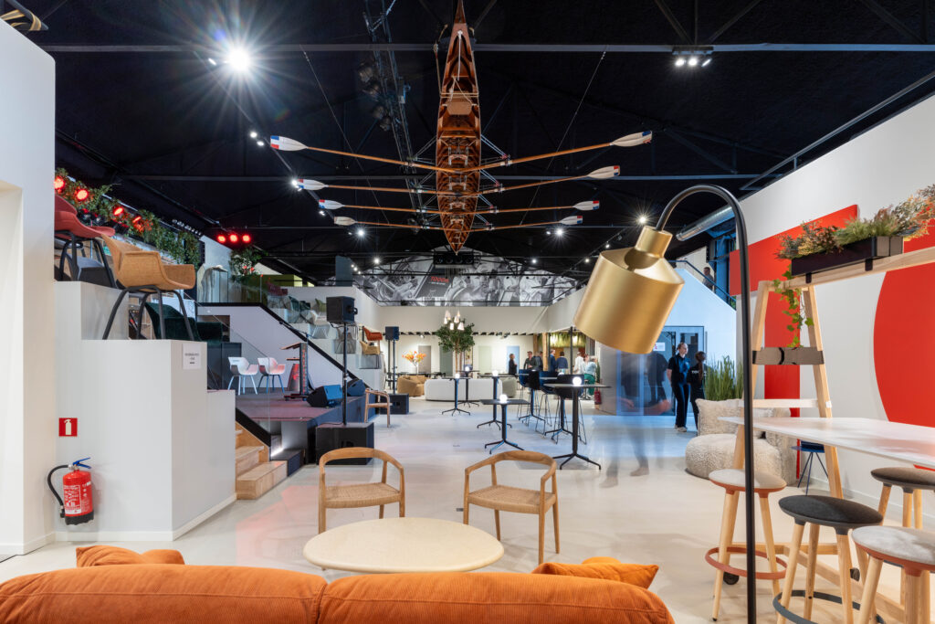 Toon De Somer - Showroom 6 Toon De Somer Showroom 6