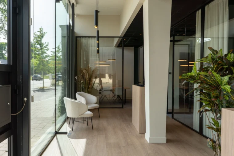 Totaalrenovatie: Fintro 1 Toon De Somer Fintro 5