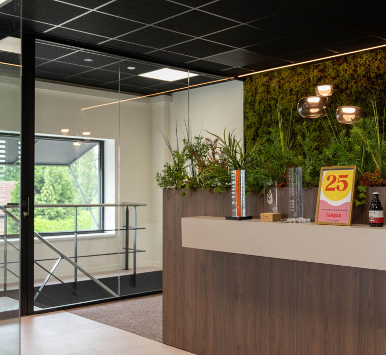 Aaqua-toondesomer-kantoorrenovatie-inkom Aaqua toondesomer kantoorrenovatie inkom