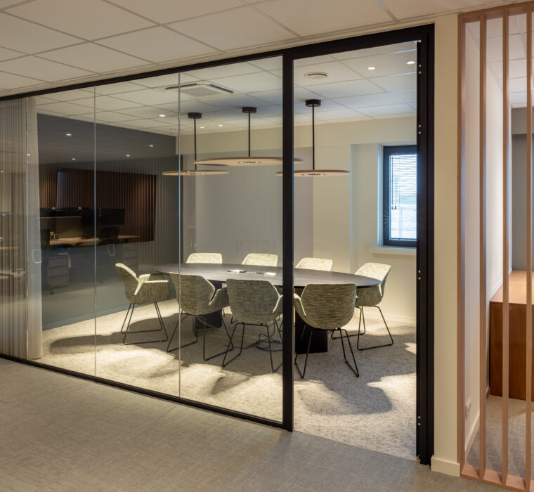 ECU WW - Toon De Somer - kantoorinrichting en renovatie - vergaderruimte ECU WW Toon De Somer kantoorinrichting en renovatie vergaderruimte